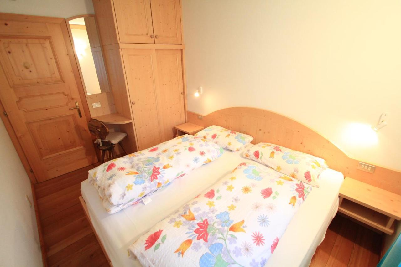 Casa Elisa Apartment Pozza di Fassa Luaran gambar